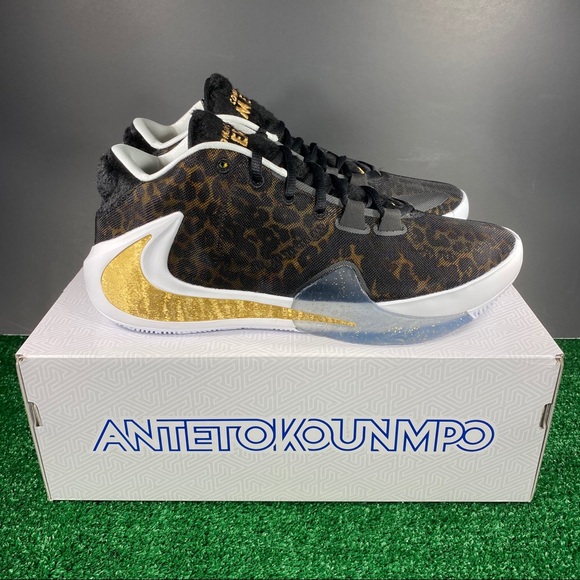 coming to america freak